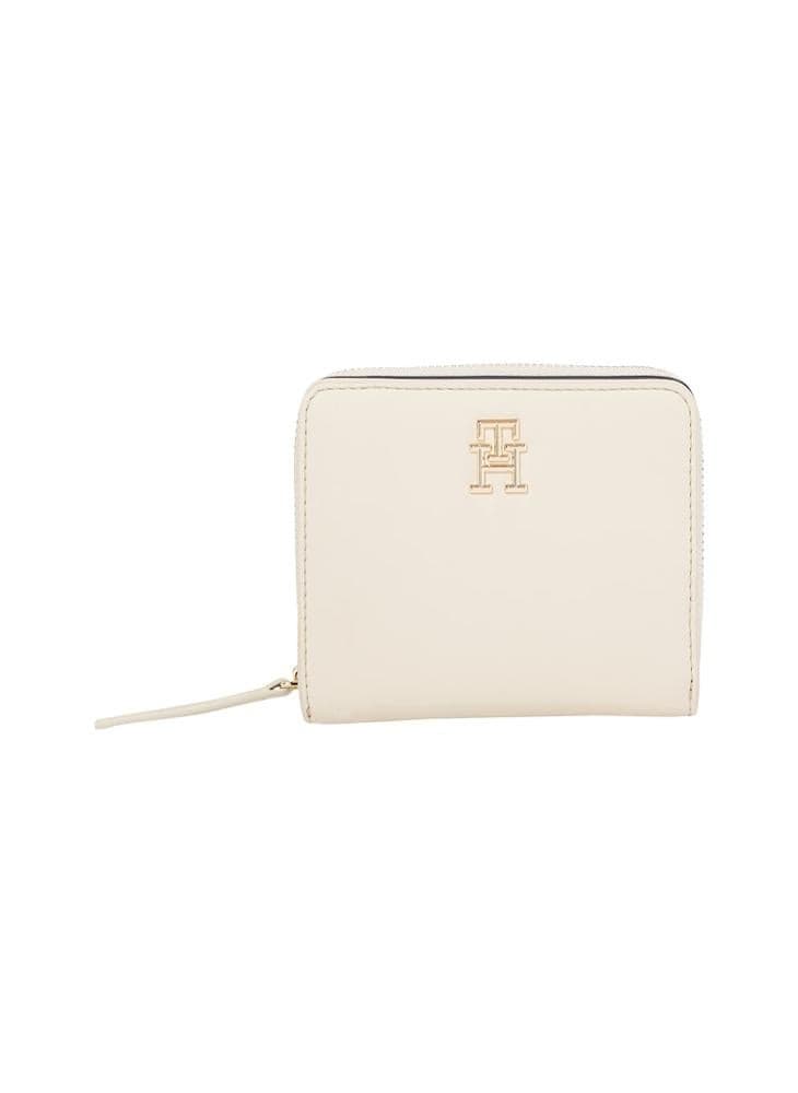 TOMMY HILFIGER Chic Medium Zip Wallet for Sophisticated Women - Image 1