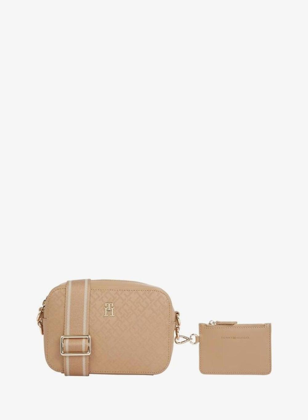TOMMY HILFIGER Sleek Polyurethane Camera Bag for Women - Image 1