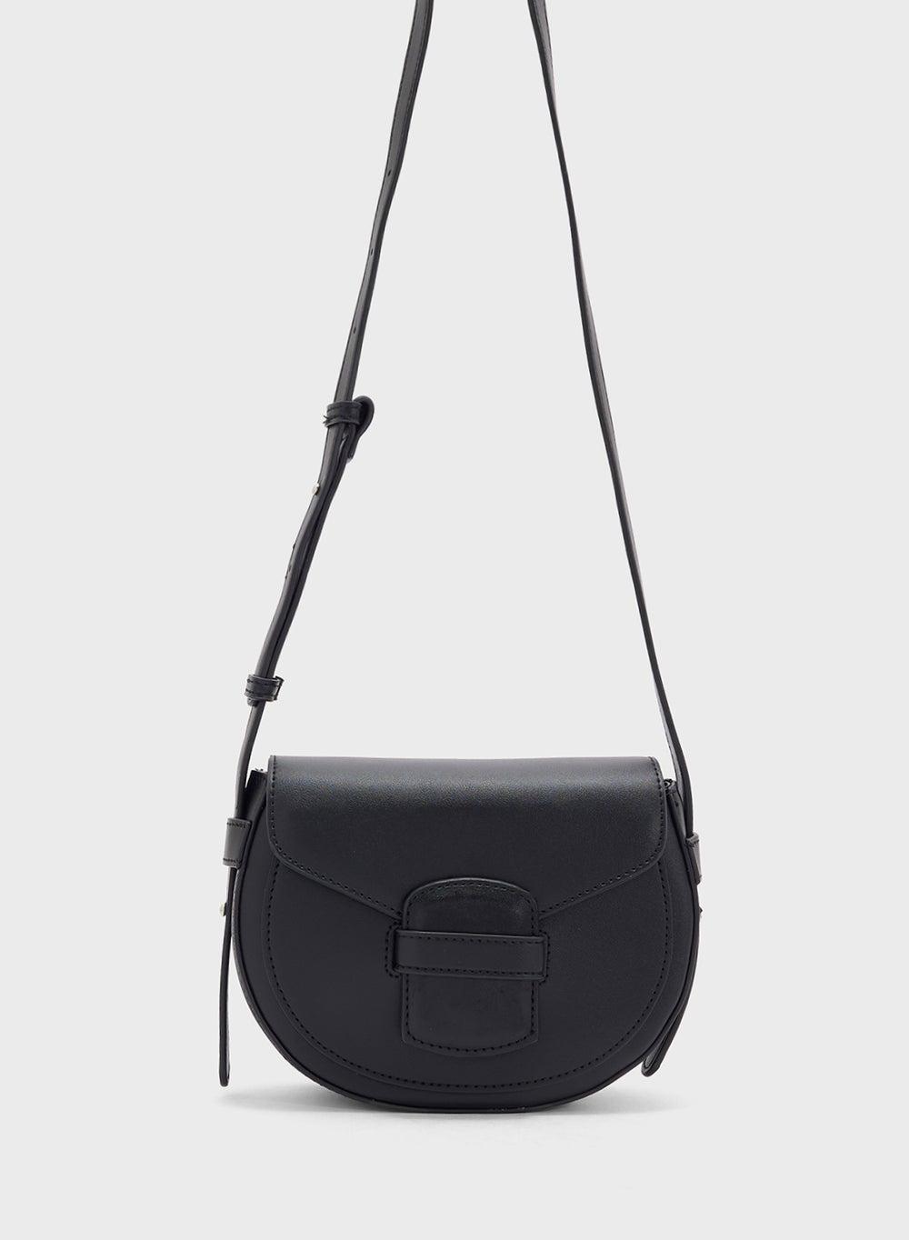 Ginger Chic Crossbody Bag for Sophisticated Women - Image 1