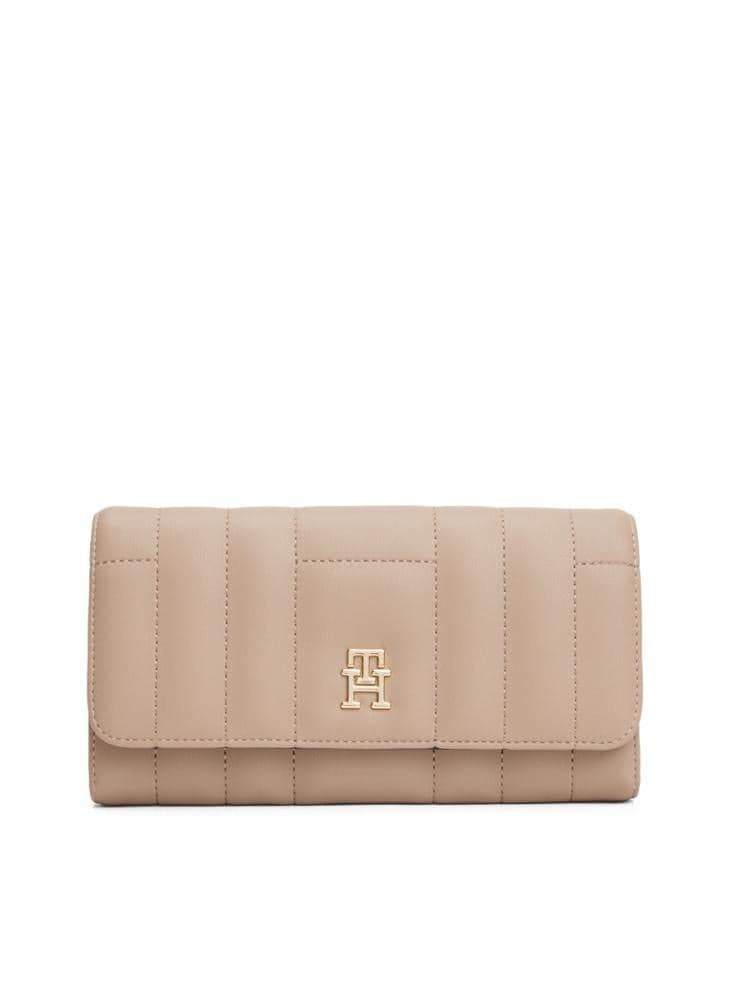 TOMMY HILFIGER Elegant Logo Feminine Clutch for the Discerning Woman - Image 1