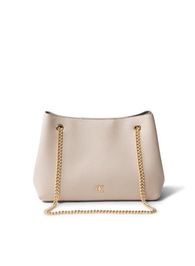 Calvin Klein Jeans Women’s Logo Chain Shoulder Bag - Image 1