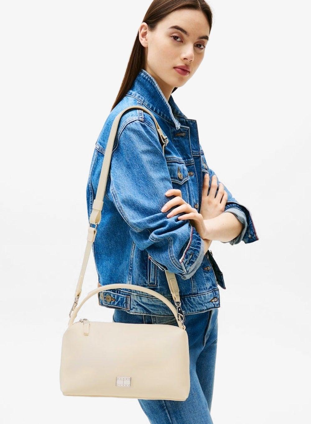 TOMMY JEANS Elegance On-the-Go Logo Shoulder Bag - Image 1