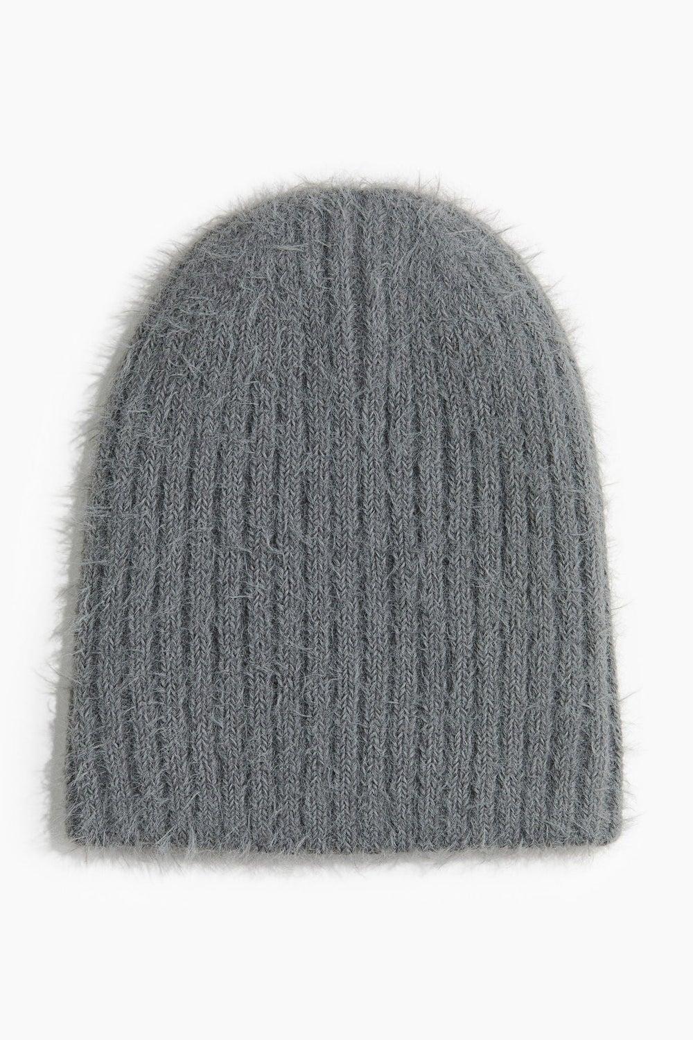 H&M Fluffy-Knit Beanie: Winter Elegance for Women - Image 1