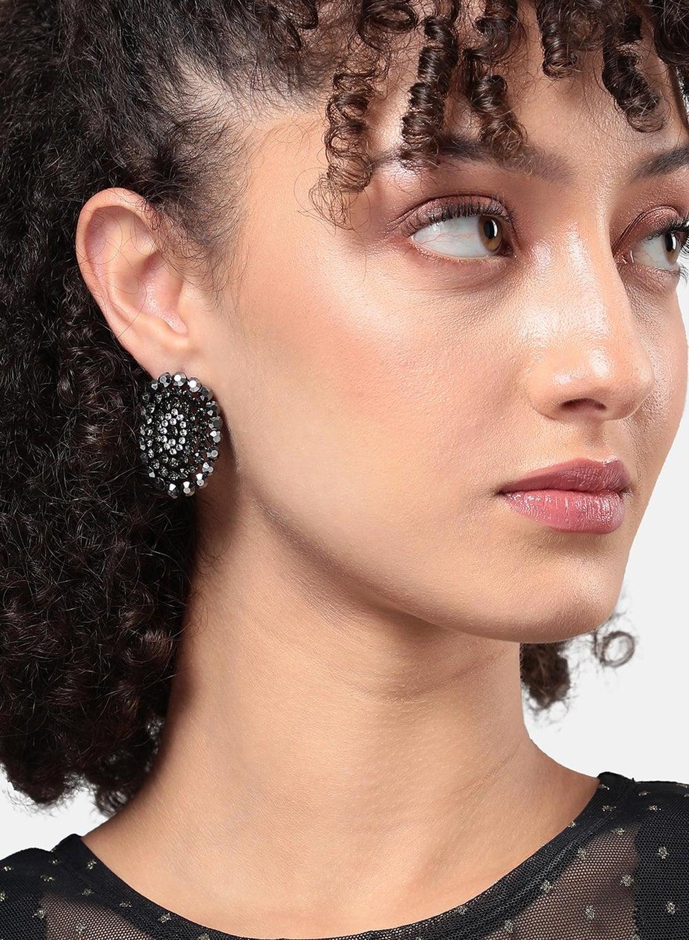 SOHI Infinite Iris Stud Earrings: Timeless Elegance - Image 1