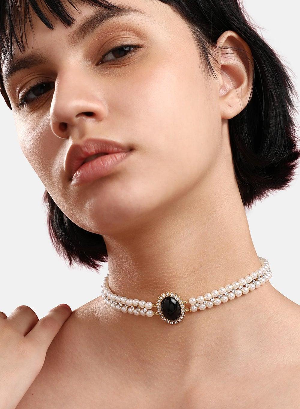 SOHI Timeless Elegance Gold-Plated Necklace Set - Image 1