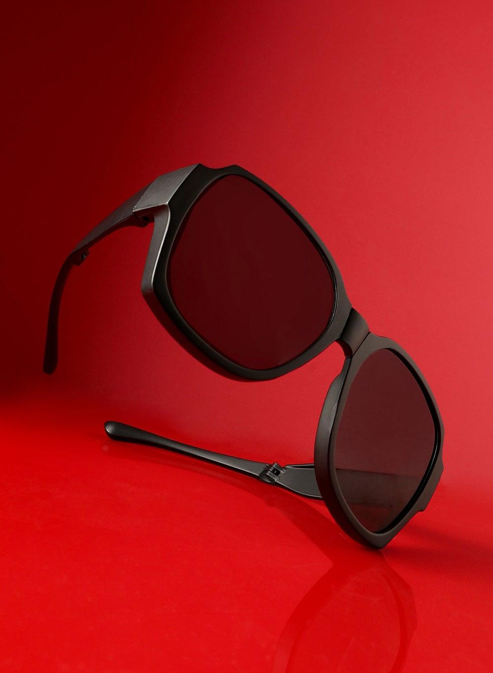 Haute Sauce Unisex Foldable Oversized Sunglasses in Black - Image 1