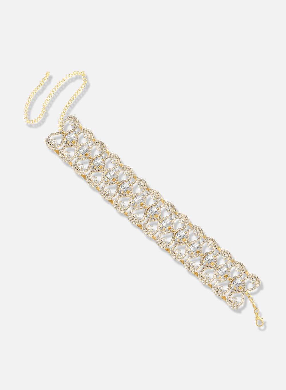 SOHI Glamour Gala Necklace - Elegance for Every Occasion - Image 1
