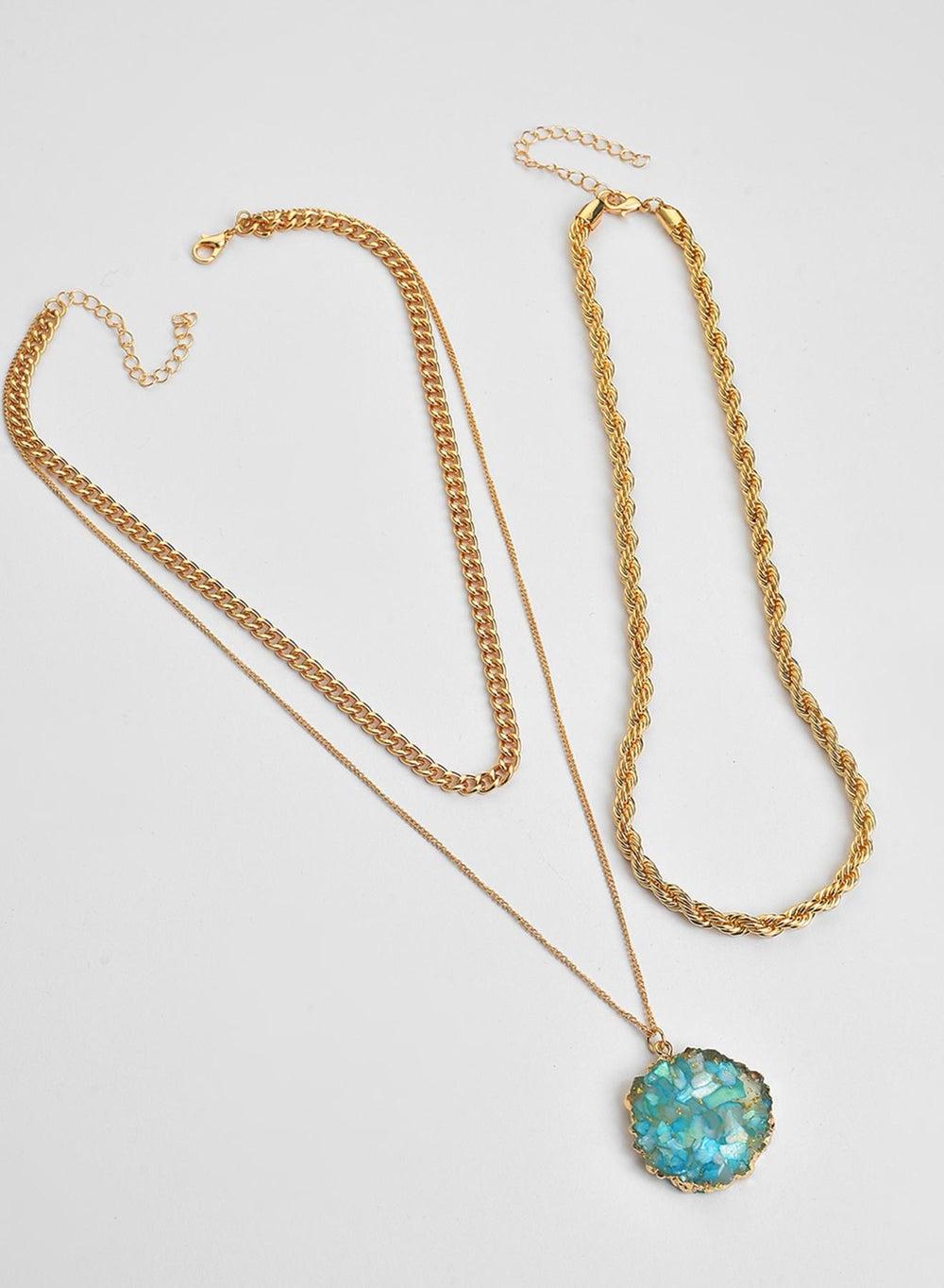 SOHI Elegant Green Stone Triple-Chain Pendant Necklace - Image 1
