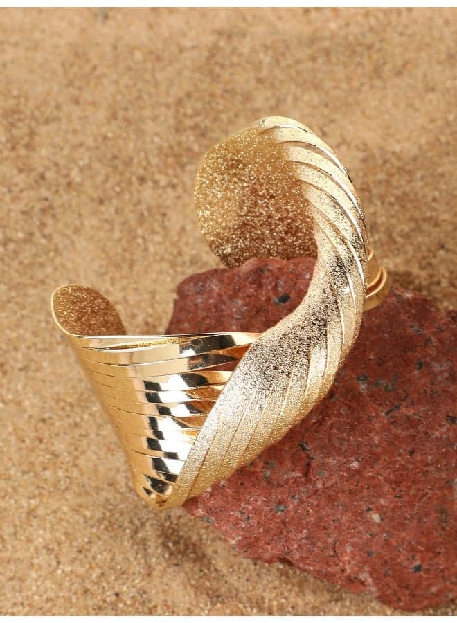 SOHI Party Bracelet: Dazzle with Every Gesture - Image 1