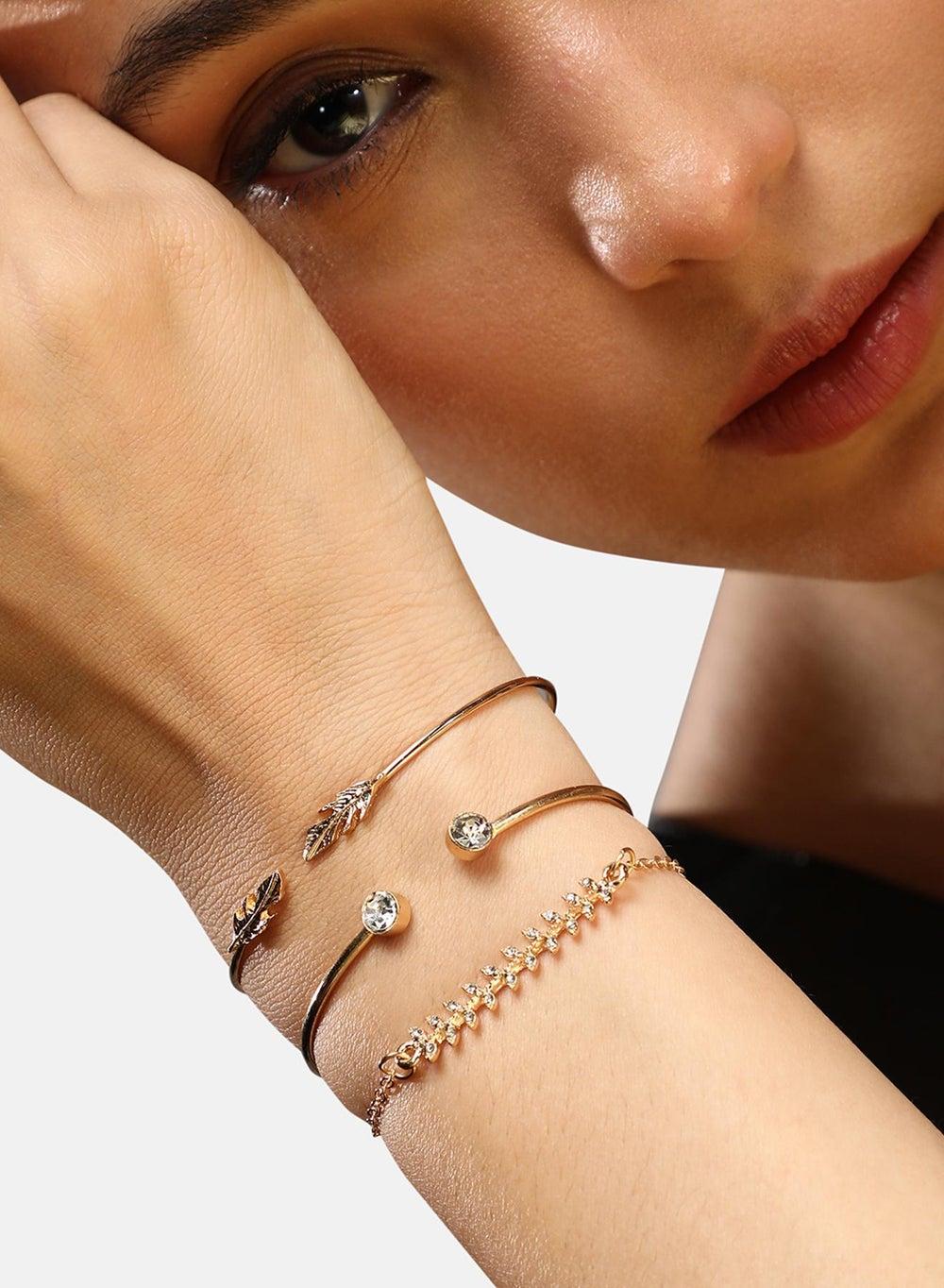 SOHI Foliage Multi-Layer Bracelet: A Timeless Accessory - Image 1