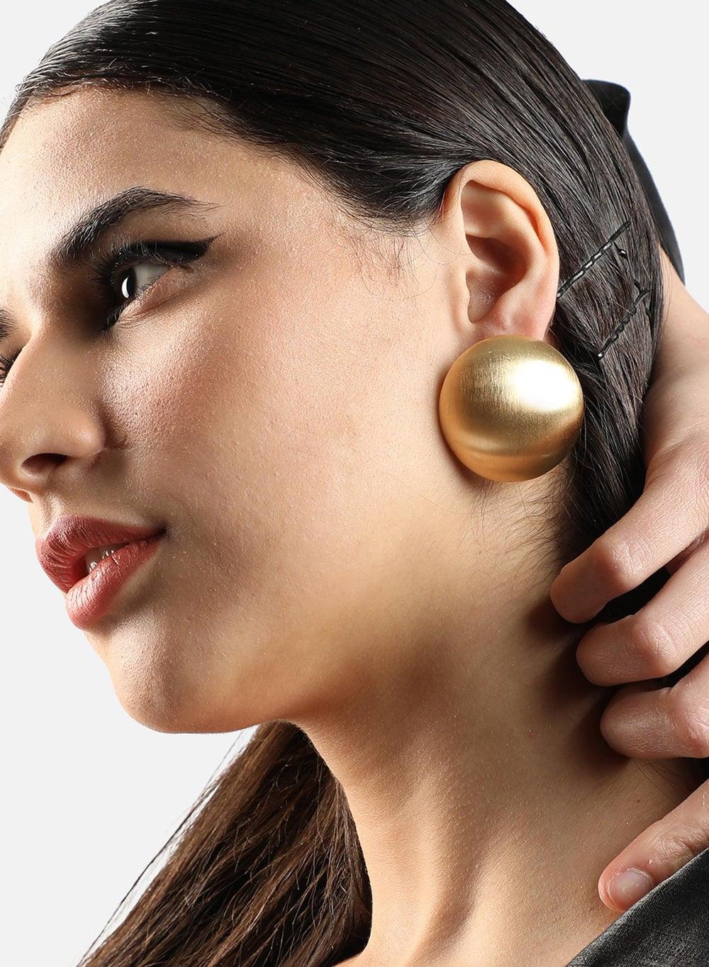 SOHI Party Stud Earrings for Elegant Evenings - Image 1