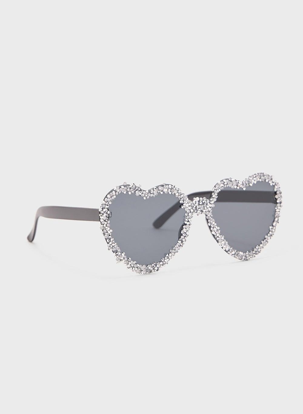 Ginger Novelty Heart-Embellished Sunglasses for Women - Image 1
