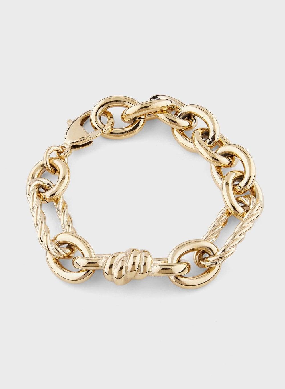 GUESS Estele Elegant Gold-Plated Women's Bracelet - Image 1