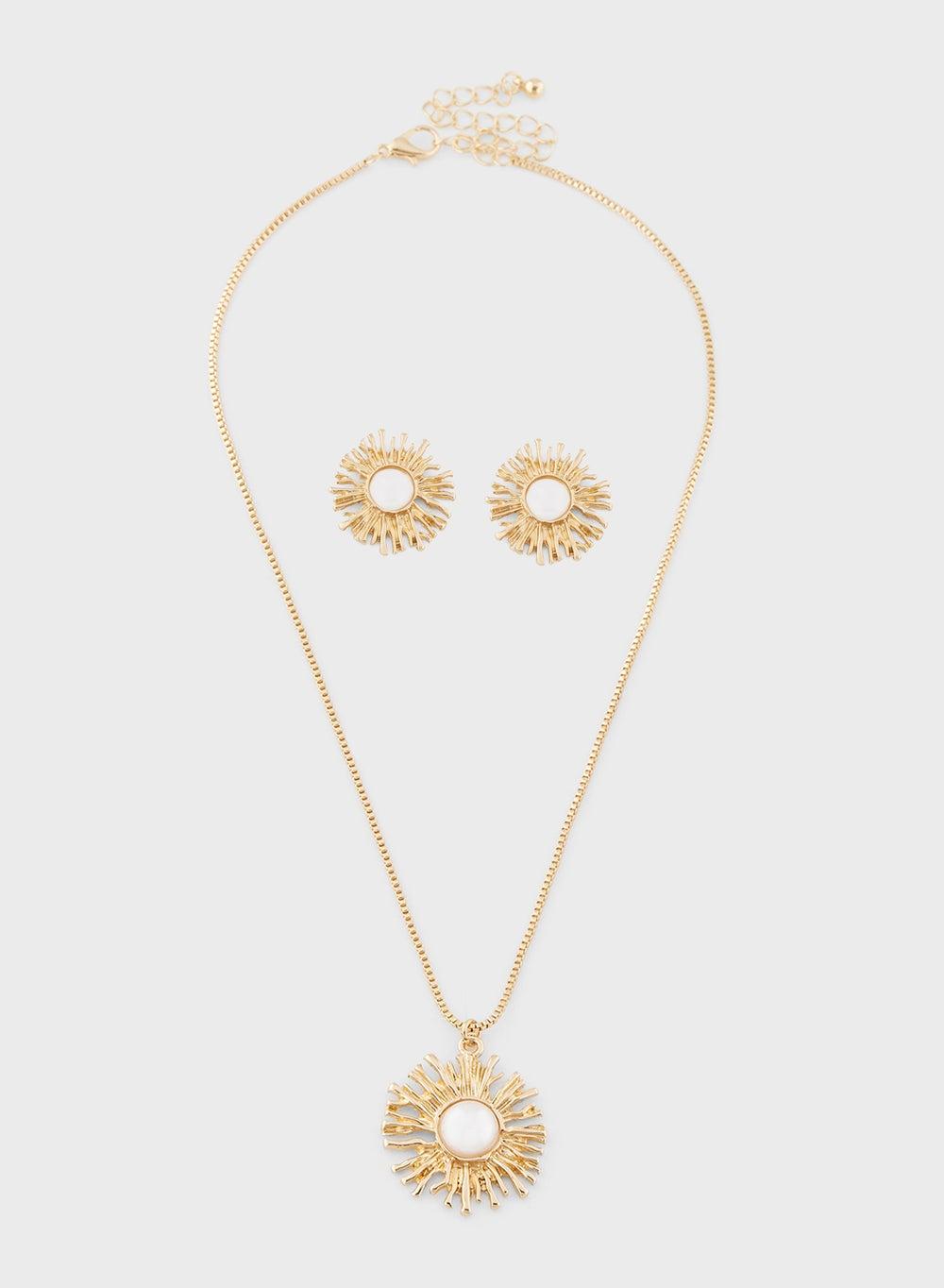 ELLA Pearl Pendant Set: Elegance Redefined for Women - Image 1
