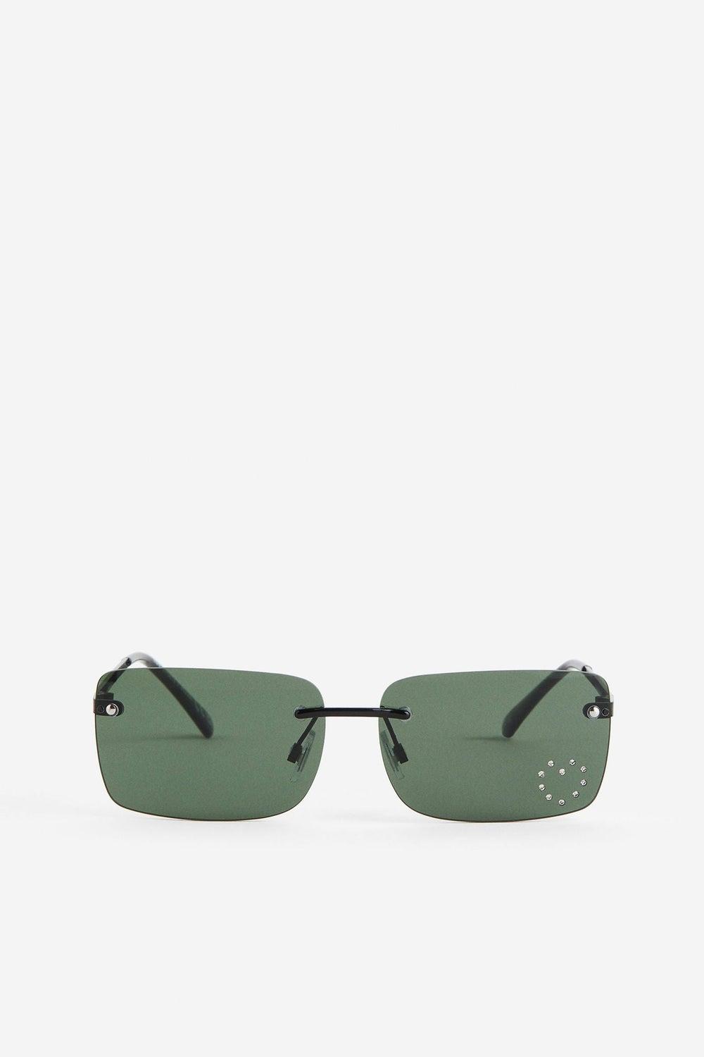 H&M Chic Rectangular Sunglasses - UV Protection for Women - Image 1