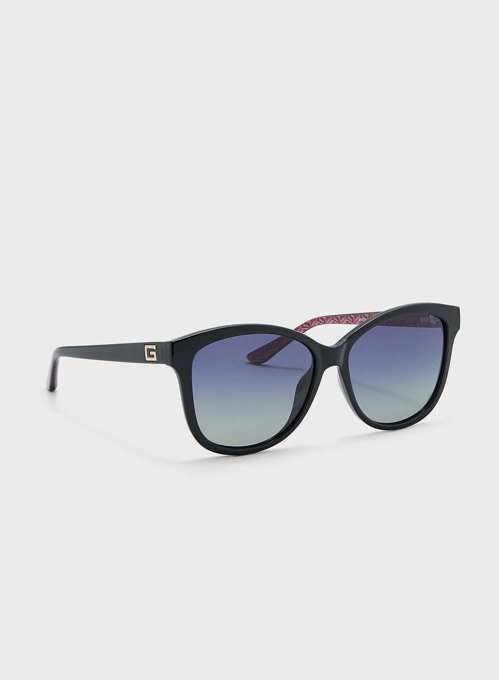 GUESS Chic Cat Eye Sunglasses for Women - Image 1