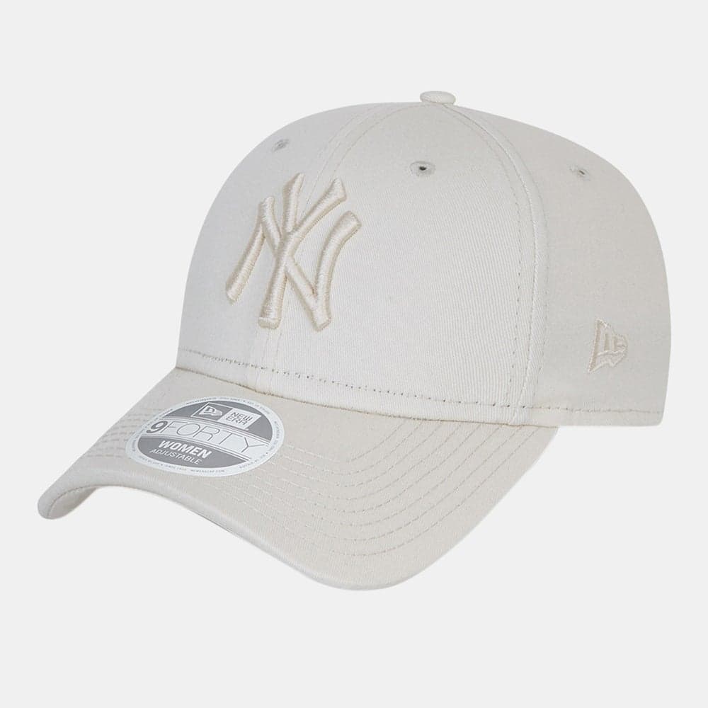 Chic New Era Women's New York Yankees 9FORTY Cap - Image 1