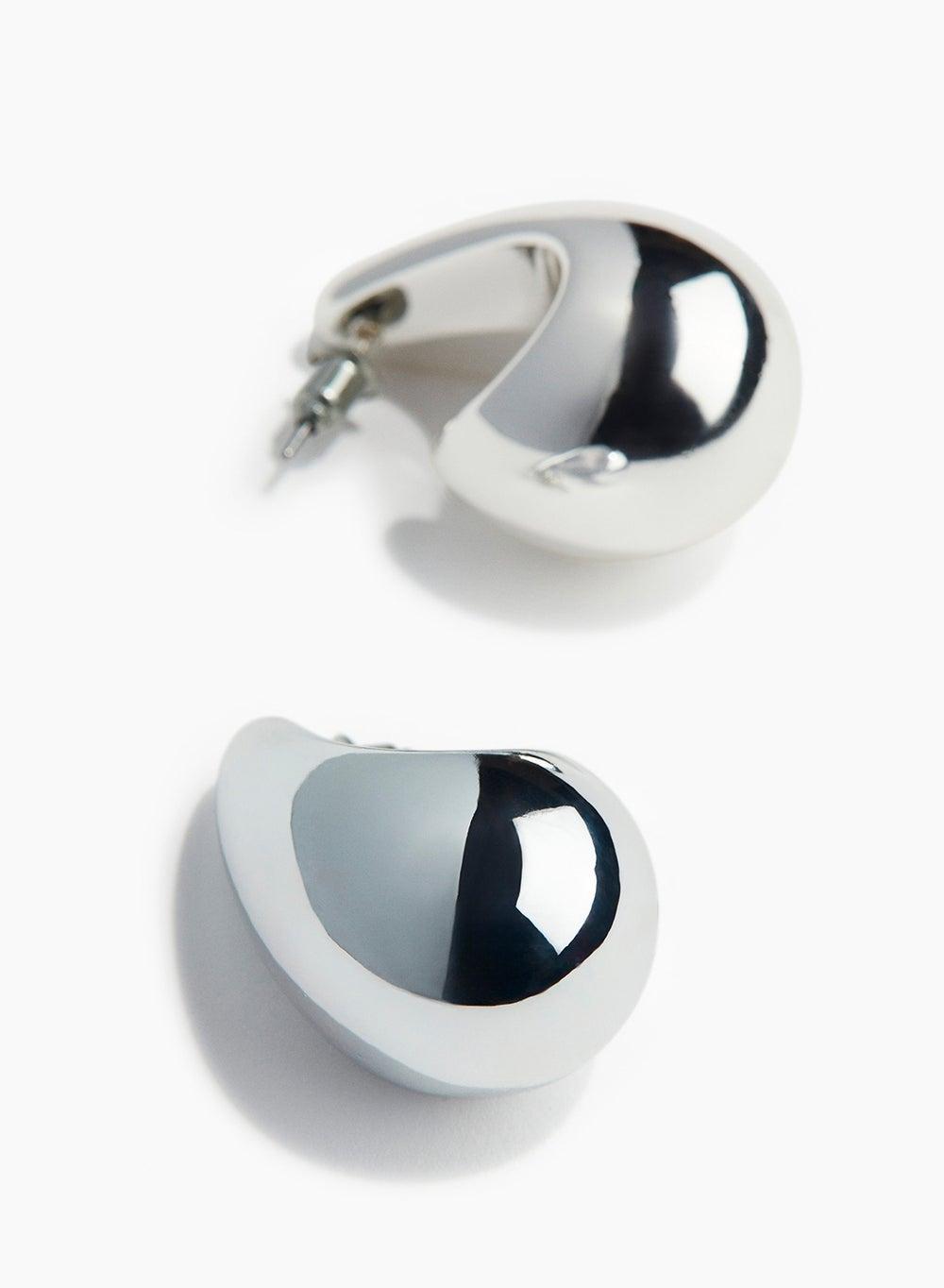 H&M Glamorous Large Dome Earrings - Elegant Accessory - Image 1