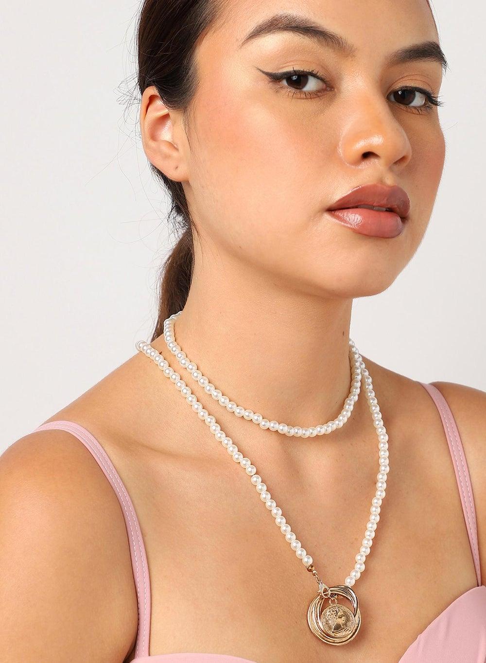 SOHI Glamorous Gold-Plated Pearl Knot Necklace Set - Image 1