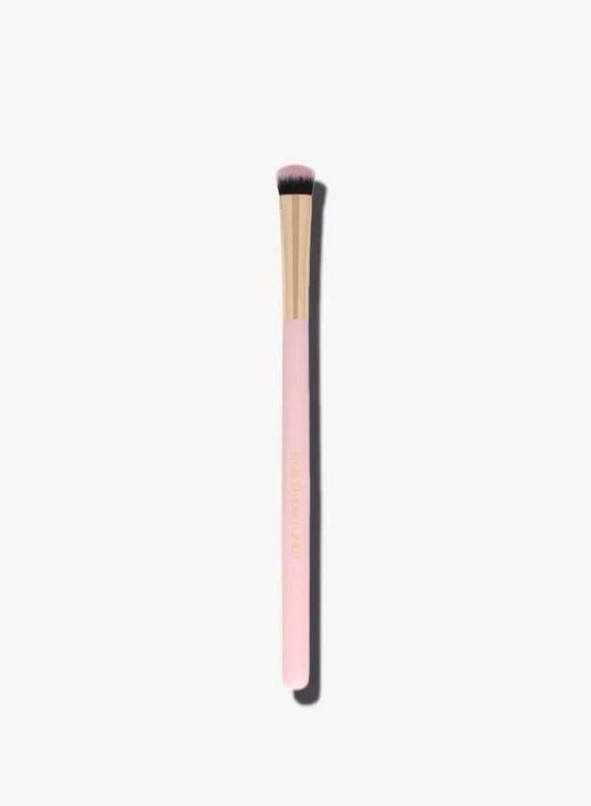 Precision Shader Brush for Flawless Eye Makeup - Image 1