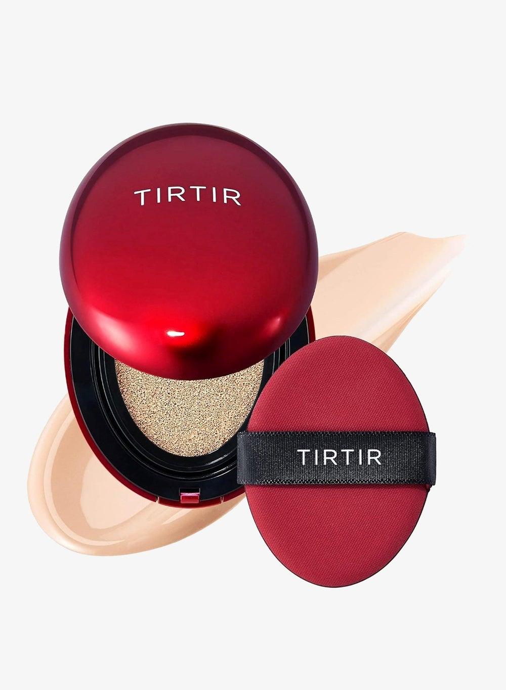 Porcelain Radiance Red Cushion – Flawless 72-Hour Wear - Image 1