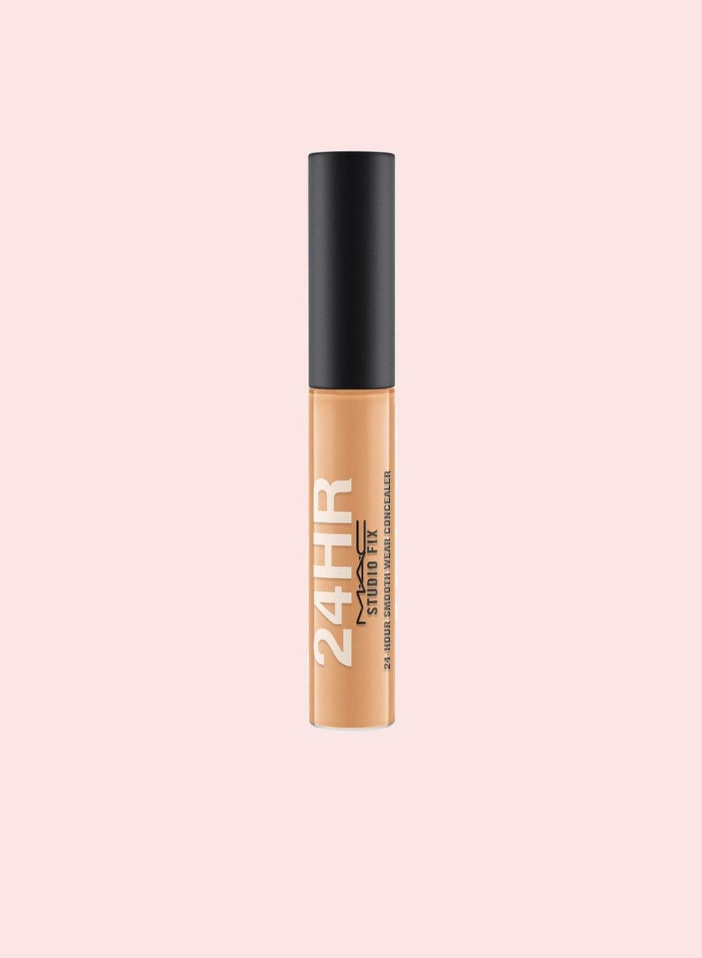 Studio Fix 24-Hour Concealer NC45 - Flawless Matte Finish - Image 1