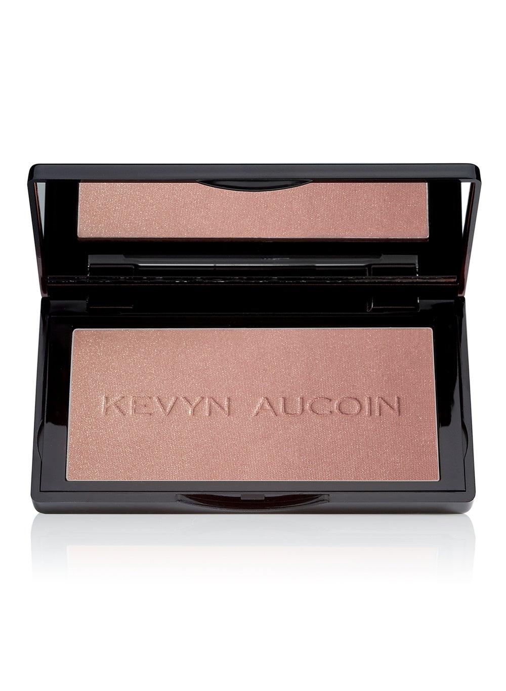 Neo-Bronzer: Radiant Glow Trio Palette - Image 1