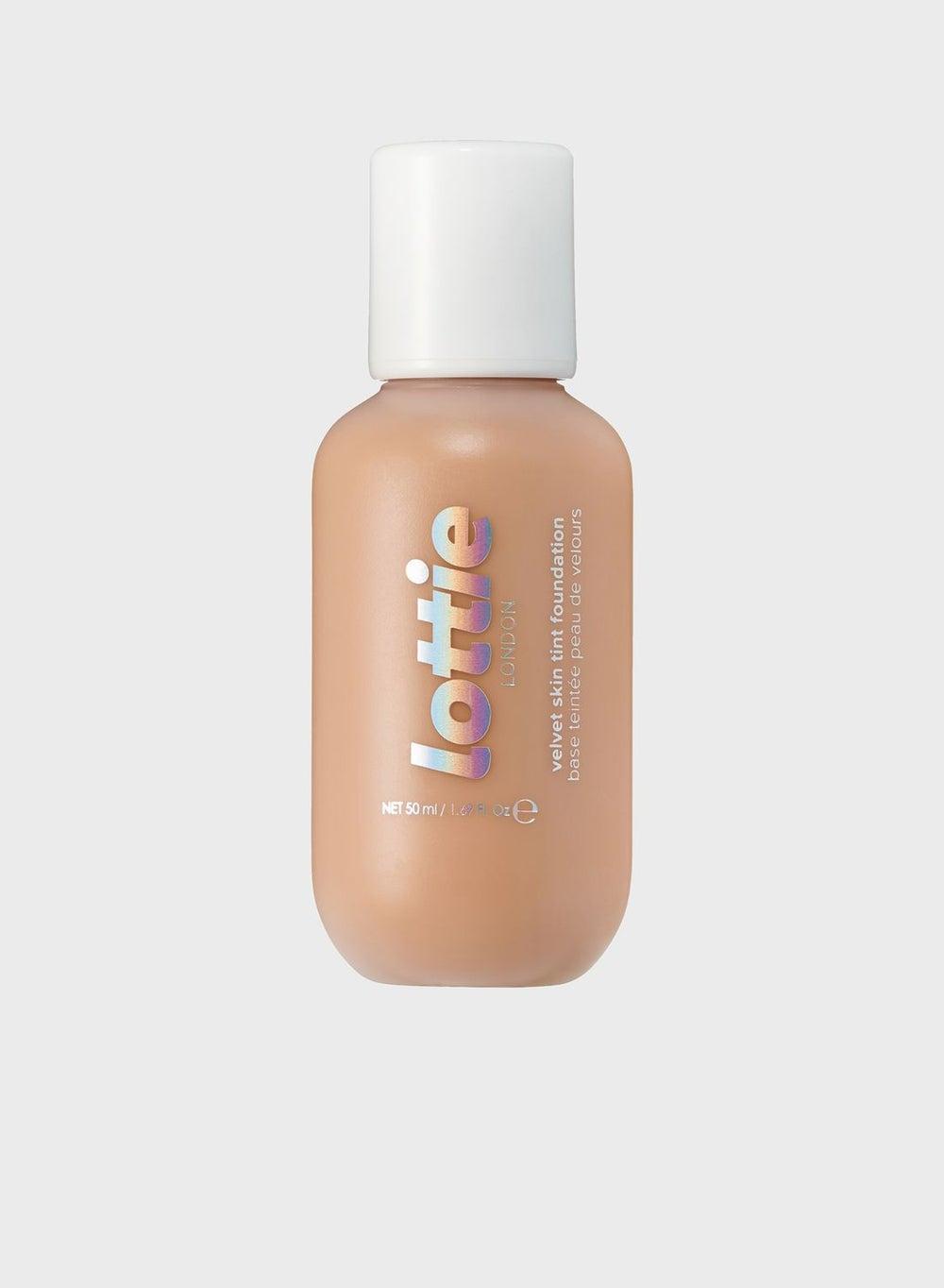 Velvet Skin Tint Tan Y035 - Flawless Matte Finish - Image 1