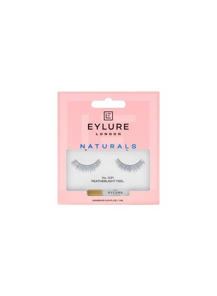Eylure Naturals Featherlight Lashes No. 031 - Image 1