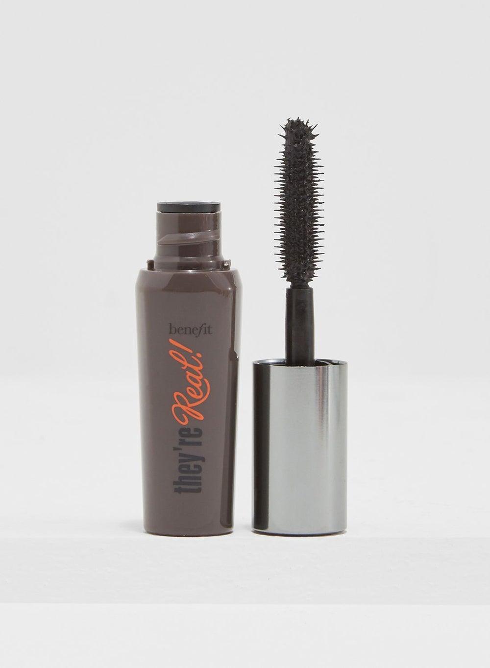 They're Real! Mini Mascara - Perfect Lashes On-the-Go - Image 1