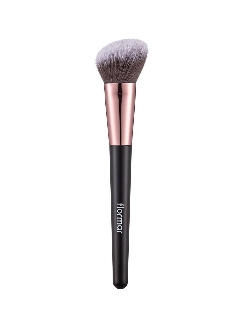 Flormar Flared Precision Blush Brush - Image 1
