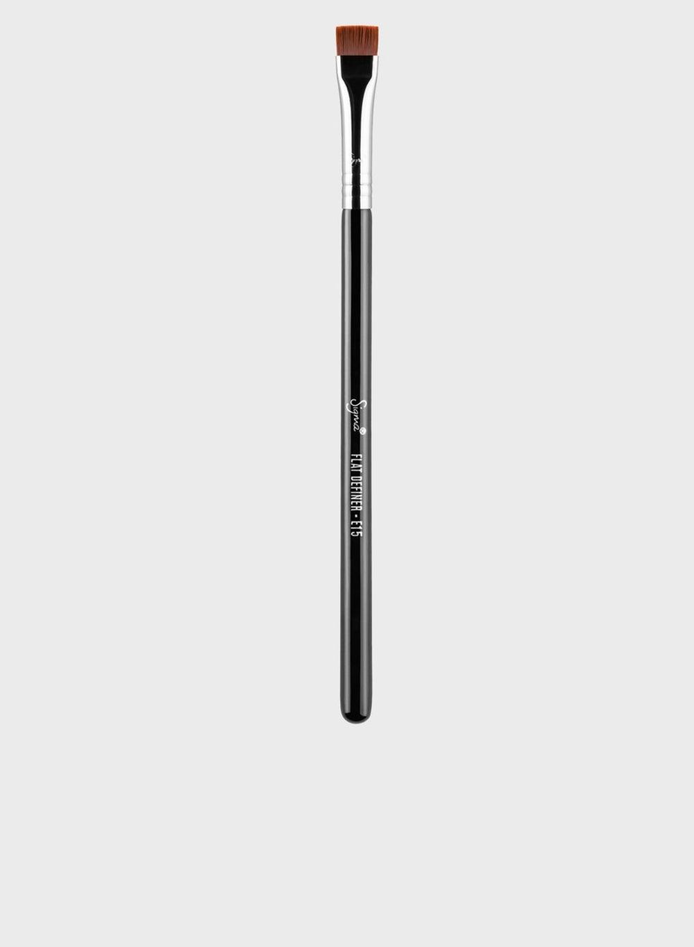 E15 - Precision Flat Definer Brush for Elegant Eyes - Image 1