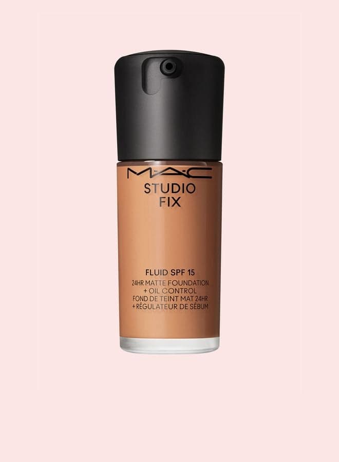 Studio Fix Fluid SPF 15 Matte Foundation NW25 - Image 1