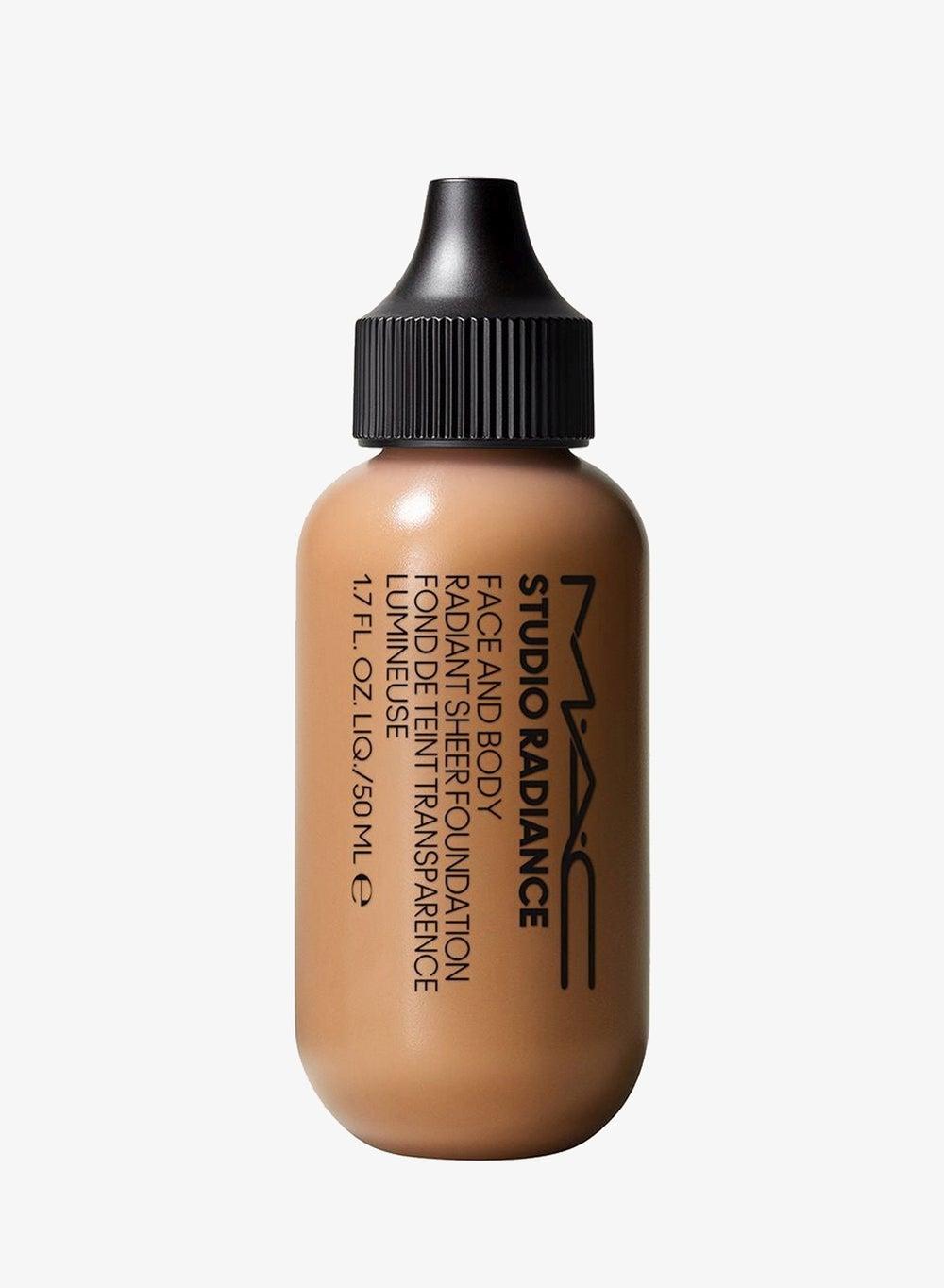 Studio Glow Sheer Foundation C5 - Radiant Finish - Image 1