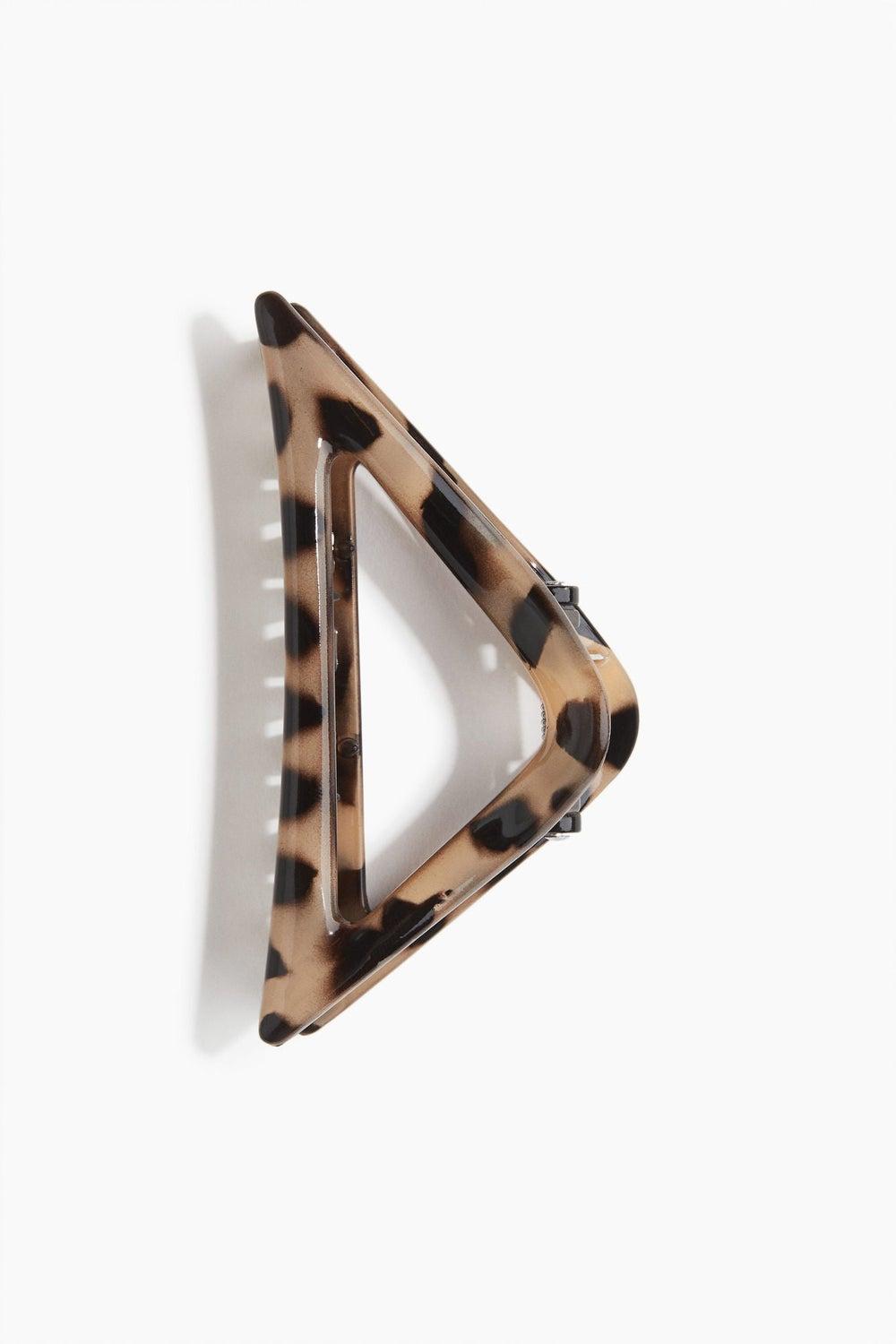 Elegant Triangular Hair Claw – Secure & Stylish Accessory - Image 1