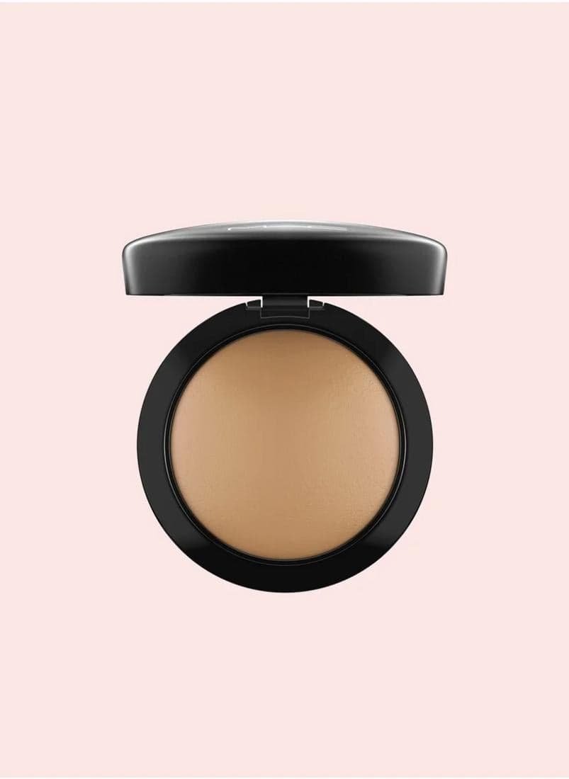 Mineralize Skinfinish Natural in Dark - Luxurious Baked Powder - Image 1