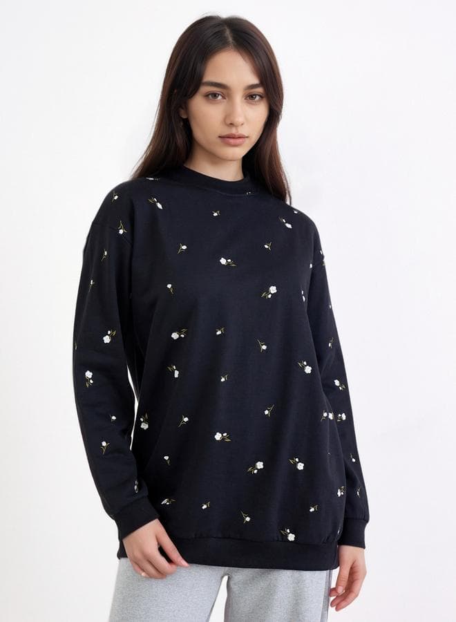 Styli Black Embroidered Longline Sweatshirt Regular Fit - Image 1