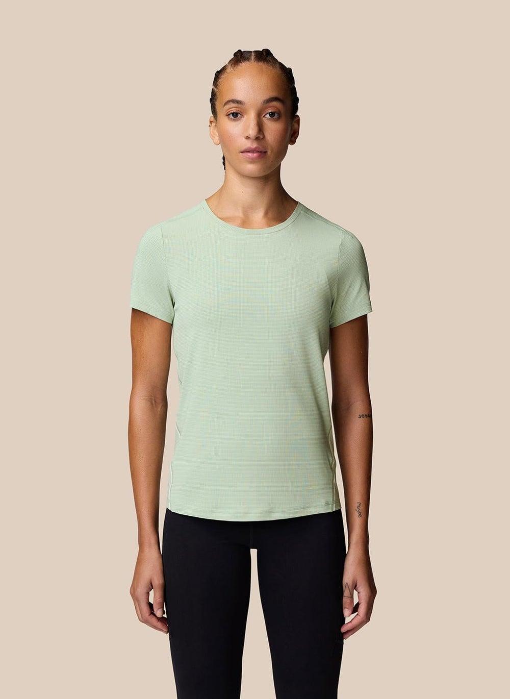 Castore Apex Women’s Training T‑Shirt Green - Image 1
