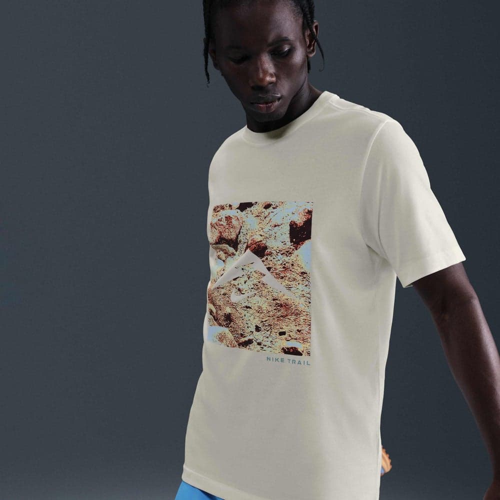 Nike Dri-FIT Trail Running T-Shirt Nkhv4148 133 - Image 1