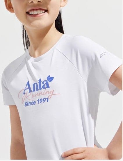 Girls Breathable Running T-Shirt Lightweight Sports Tee - Image 1