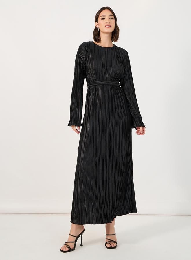 Styli 7010131001 Black Plissé Belted Maxi Dress - Image 1