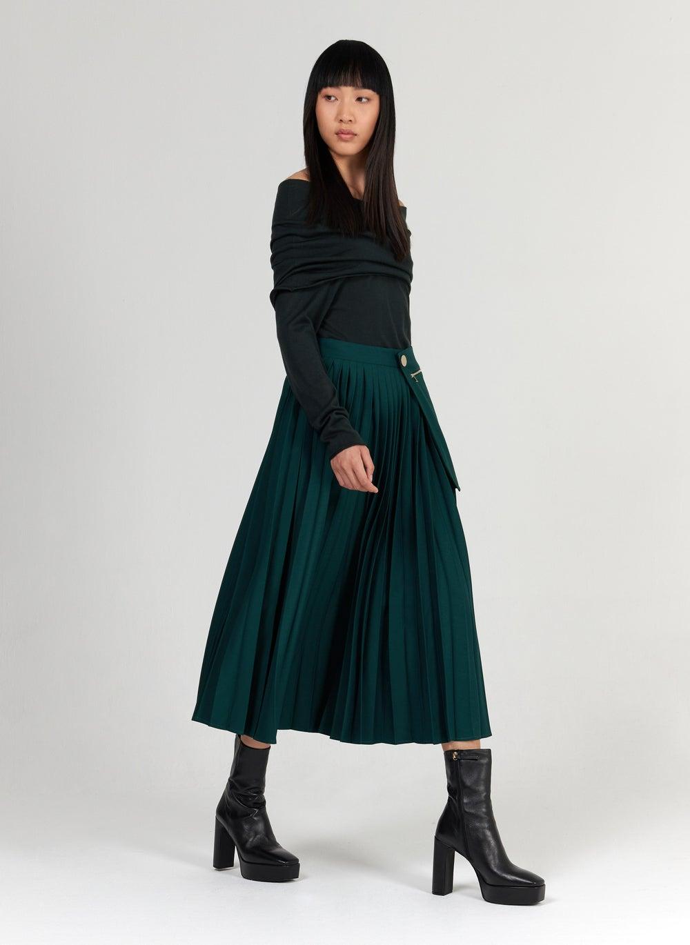Green Maxi Pleated Skirt with Gold Trim Detail - Image 1