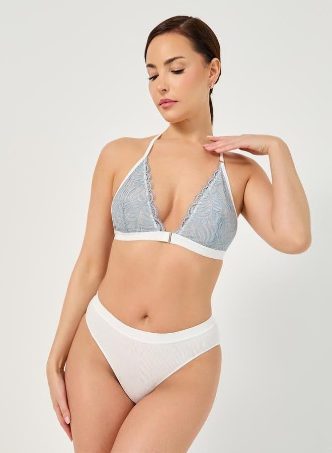 Scalloped Lace Front Closure Bralette - Image 1