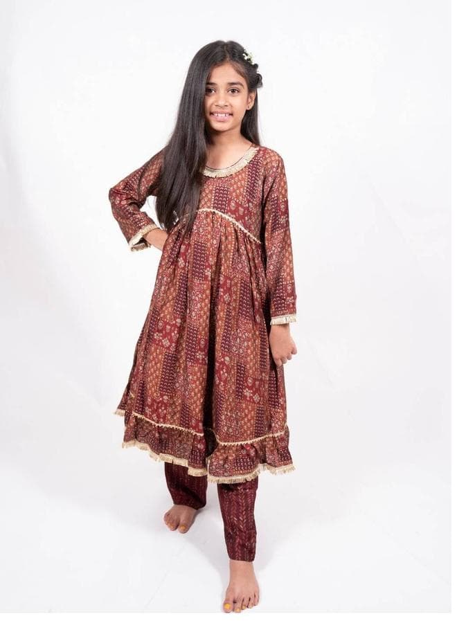 Red Printed Round Neck Kurta & Pants Set - Image 1
