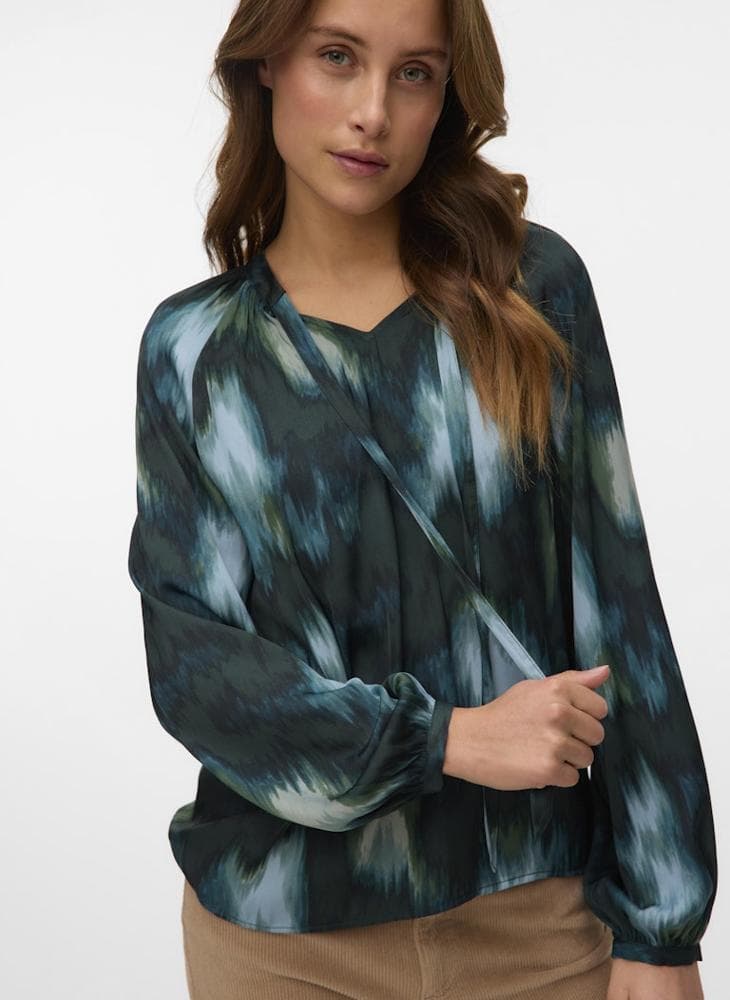 Vmgerna Long Sleeve V-Neck Peplum Top 10336520 - Image 1