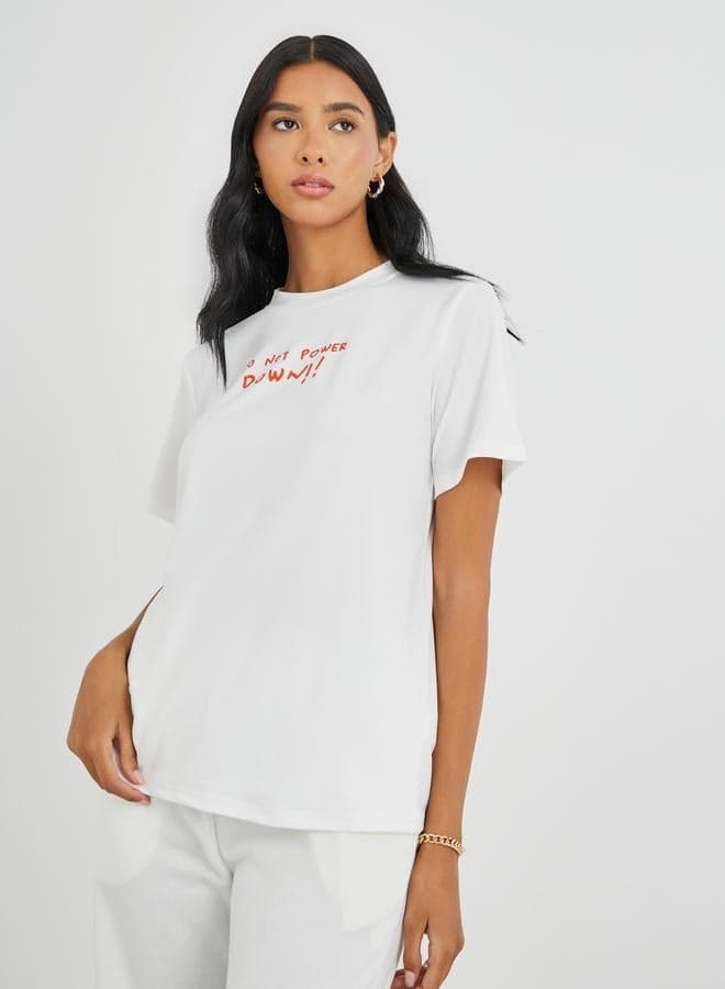 White Slogan Print Round Neck Casual T-Shirt - Image 1