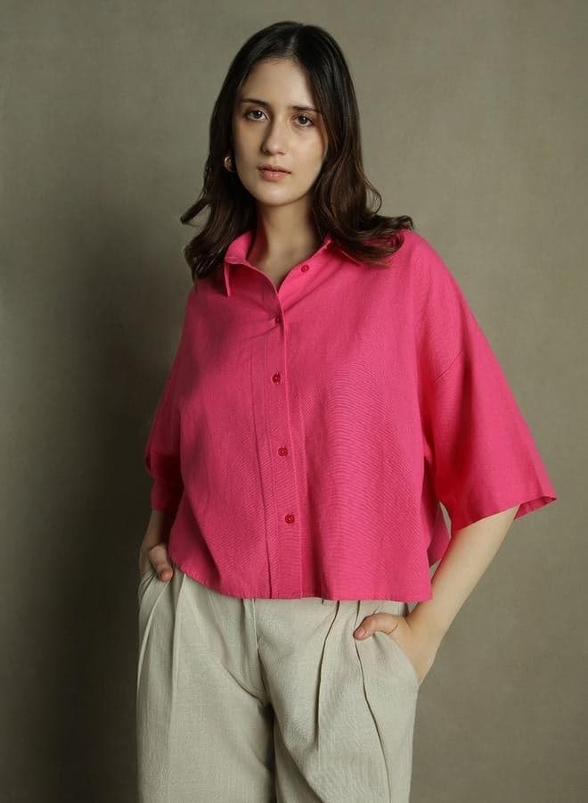 Chic Relaxed Fit Pink Collared Top - Image 1