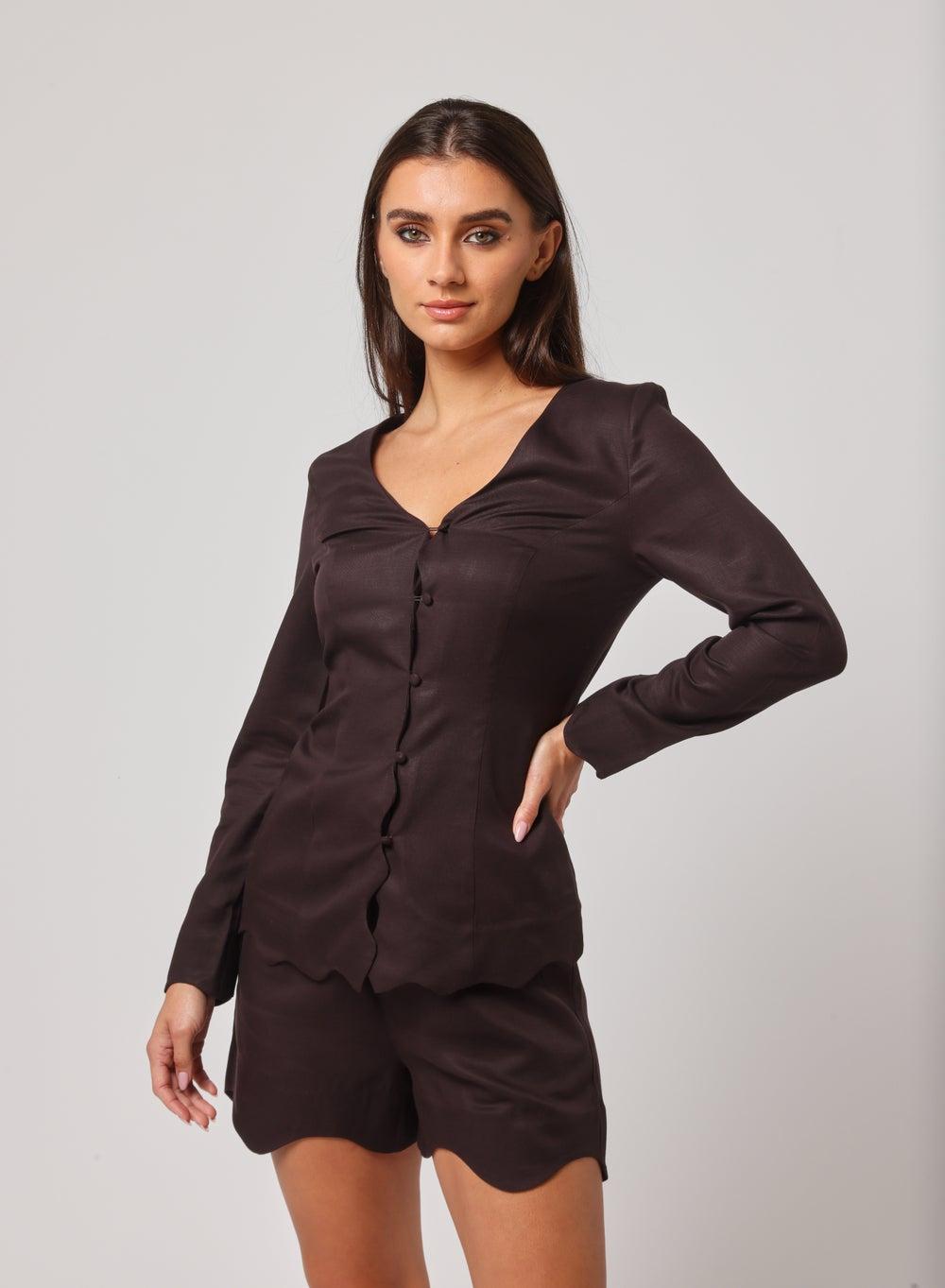 Arz Linen Blend Tailored Shorts with Scalloped Hem - Image 1