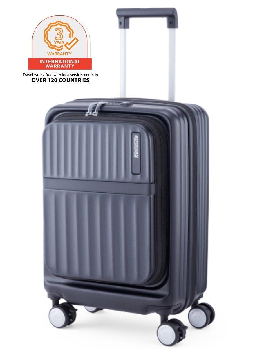 Trento+ Cabin Suitcase 54cm Polycarbonate Spinner Black - Image 1