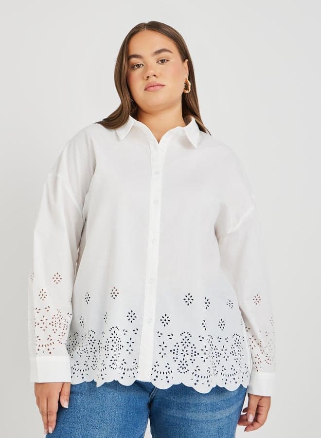 Plus Size Scalloped Hem Collared Shirt in White - Image 1